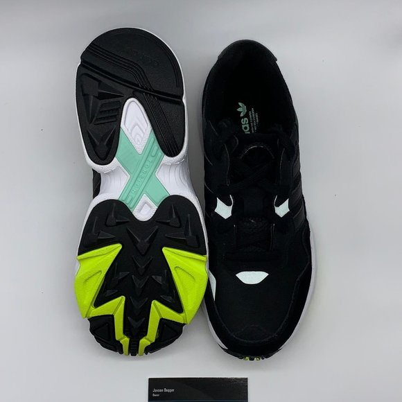 Yung 96 Black Mint main image 4
